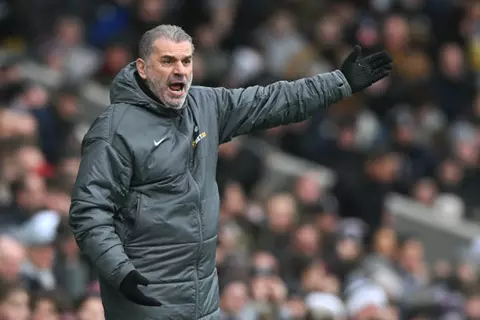 بعد رحيله عن توتنهام.. بوستيكوجلو ضمن اهتمامات ليفركوزن وفنربخشة